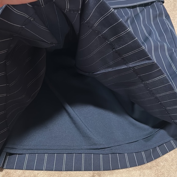 Banana Republic Short Skirt - Picture 10 of 10